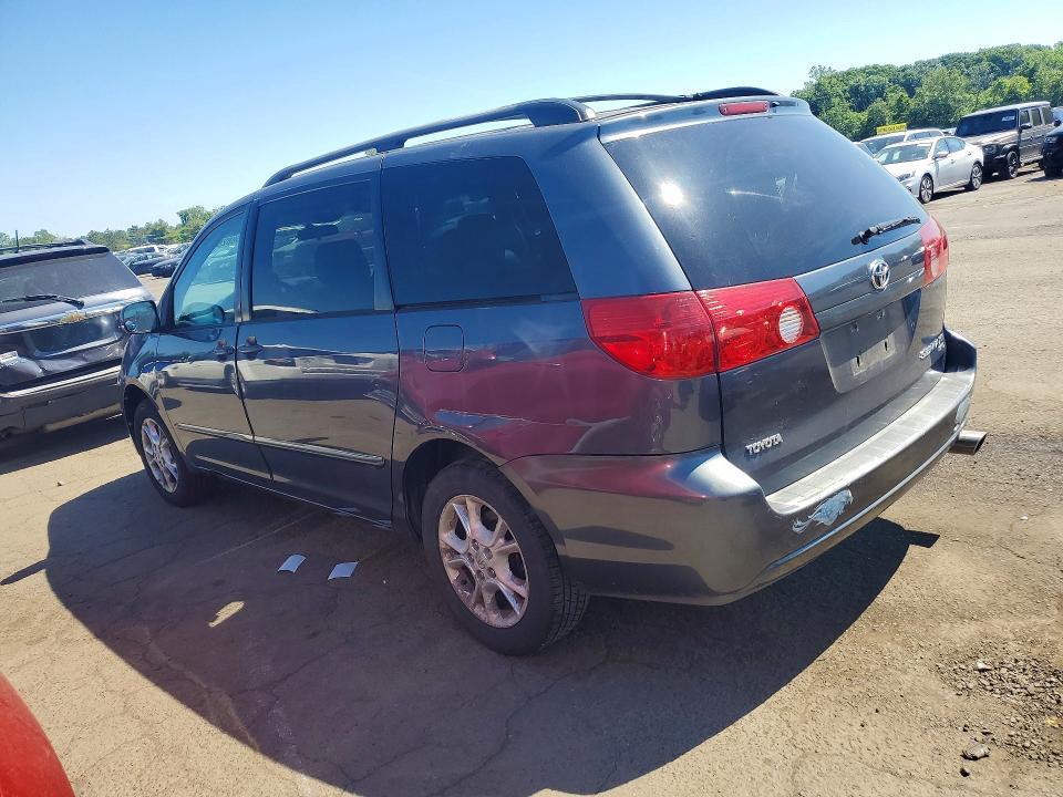 2006 Toyota Sienna xle 7 Passenger
