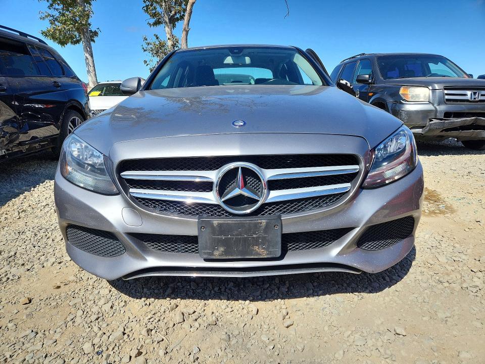 2015 Mercedes-Benz C300