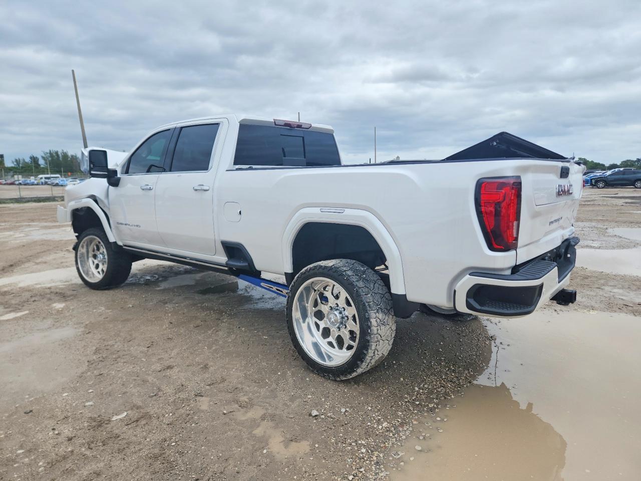 2022 GMC Sierra K3500 Denali
