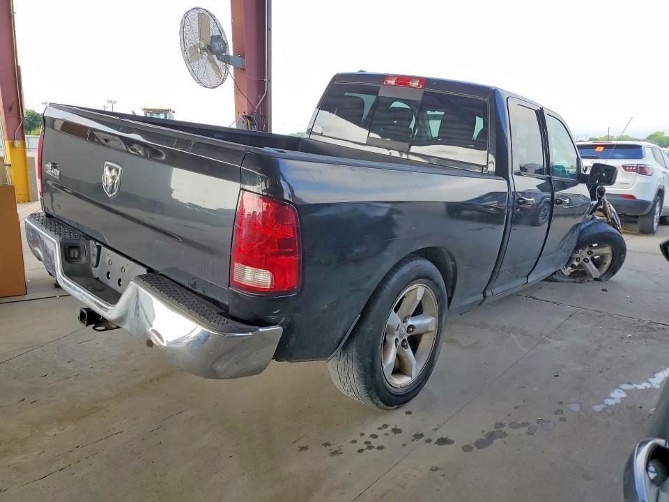 2016 Dodge RAM 1500 SLT