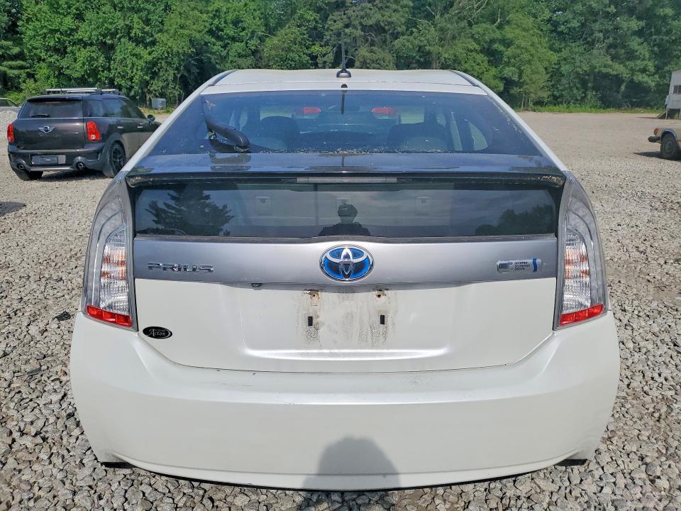 2013 Toyota Prius Plug-in Hybrid Base