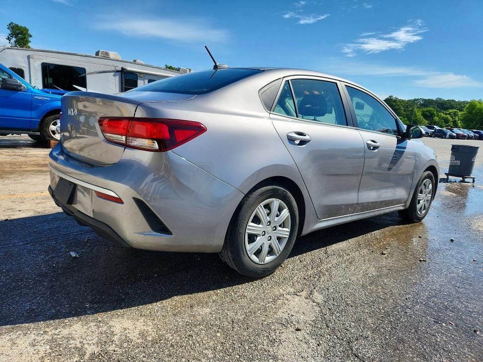 2023 KIA Rio s
