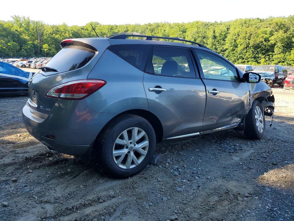 2013 Nissan Murano s