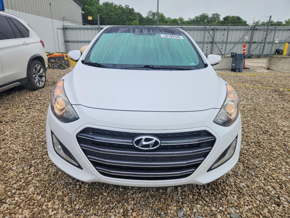 2016 Hyundai Elantra gt Base