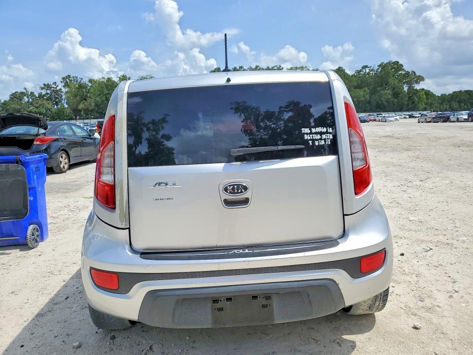 2012 KIA Soul +