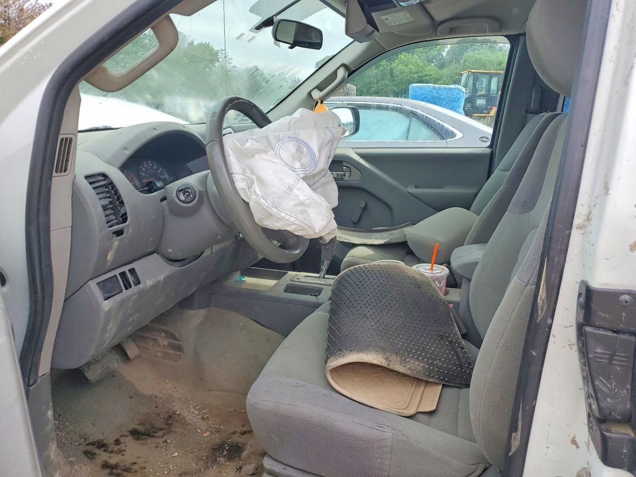 2016 Nissan Frontier S