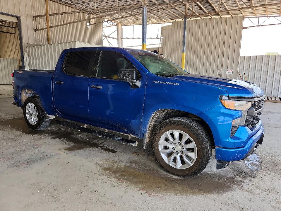 2022 Chevrolet Silverado K1500 Custom