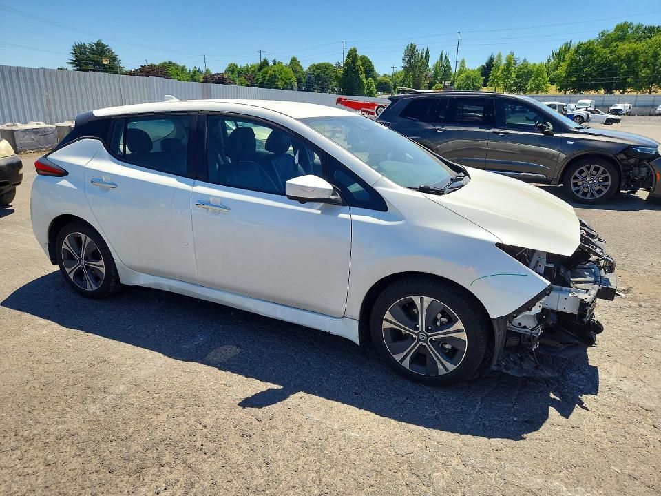 2020 Nissan Leaf sv