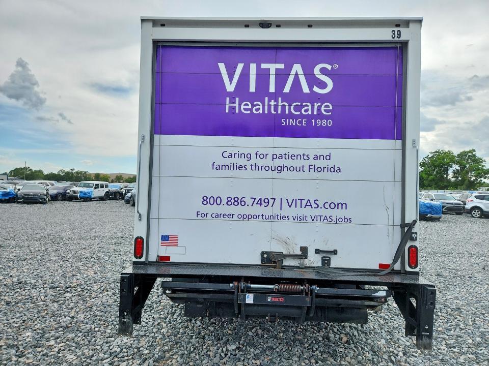 2023 Chevrolet Express G3500 BOX Truck