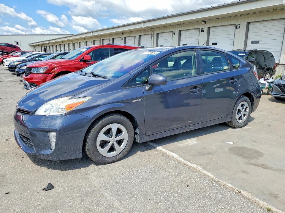 2015 Toyota Prius two