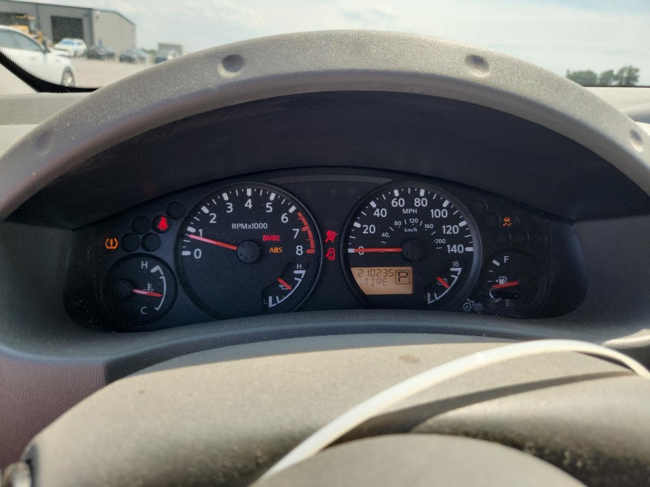 2016 Nissan Frontier SV