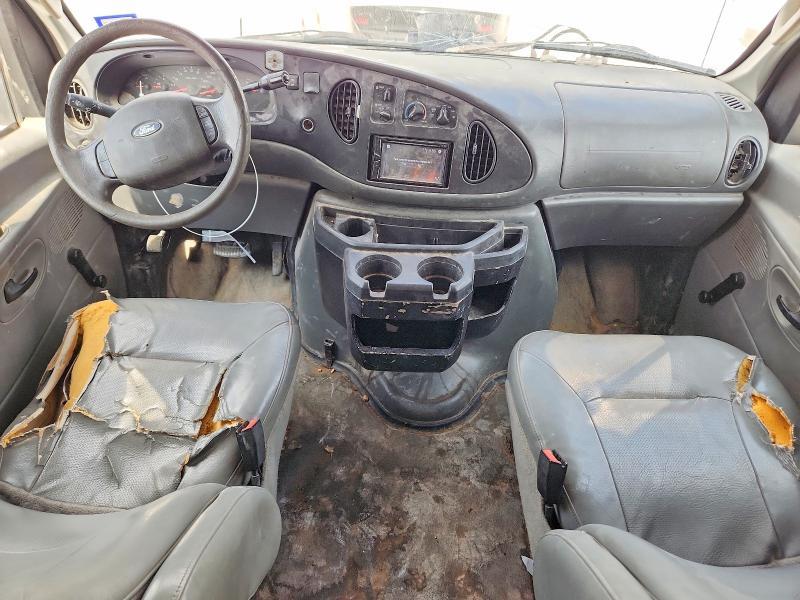 2006 Ford Econoline E350 Super Duty Wagon