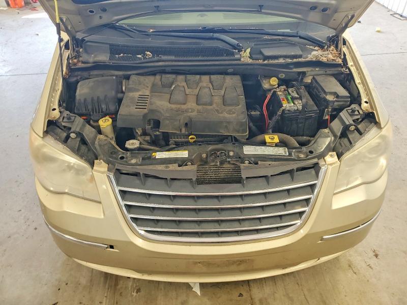 2010 Chrysler Town & Country Limited