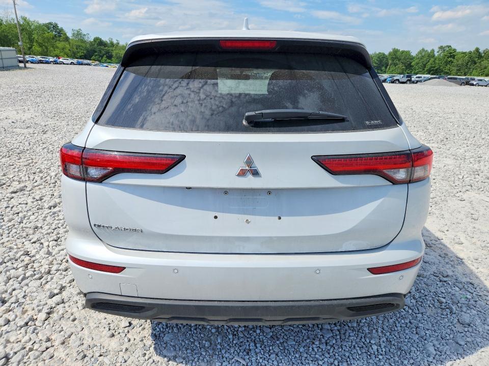 2022 Mitsubishi Outlander es