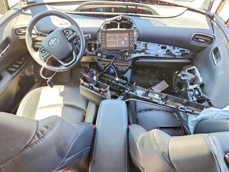 2020 Toyota Prius xle Awd-e