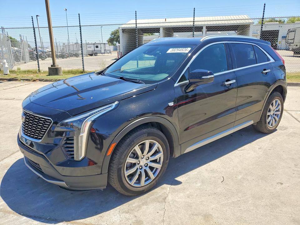 2022 Cadillac XT4 Premium Luxury