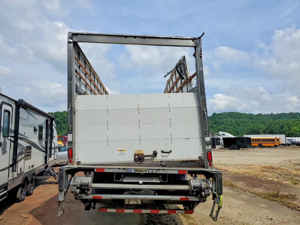 2022 Frht - Freightliner 2022 Freightliner Business Class M2 BOX Truck