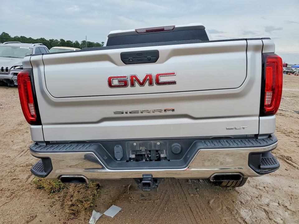 2020 GMC Sierra K1500 SLT