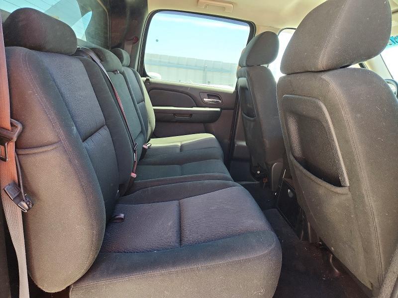 2011 Chevrolet Avalanche LS