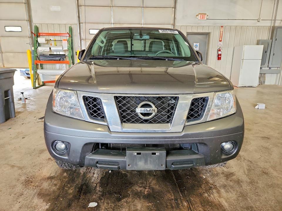 2021 Nissan Frontier SV