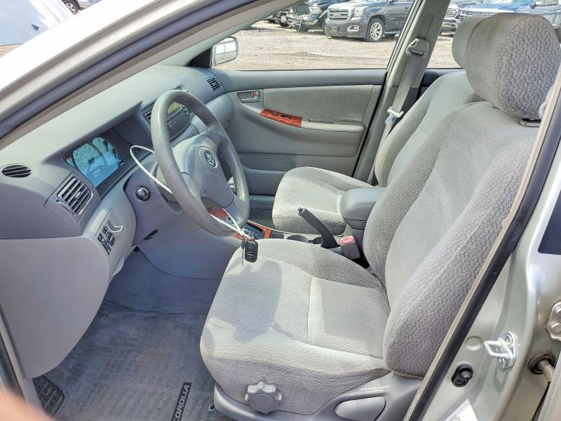 2004 Toyota Corolla le