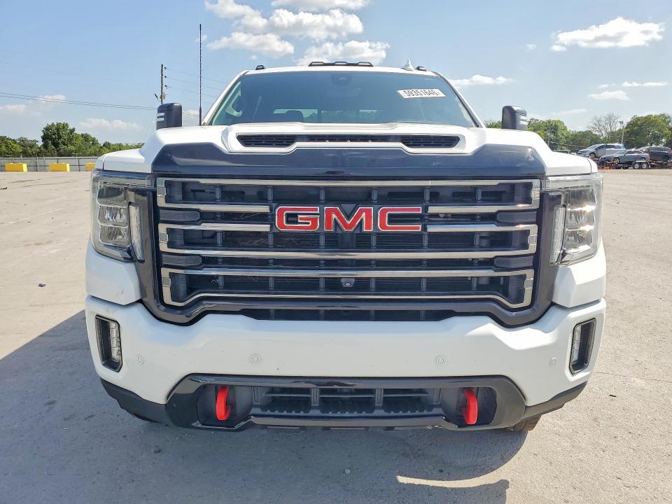 2020 GMC Sierra K2500 AT4
