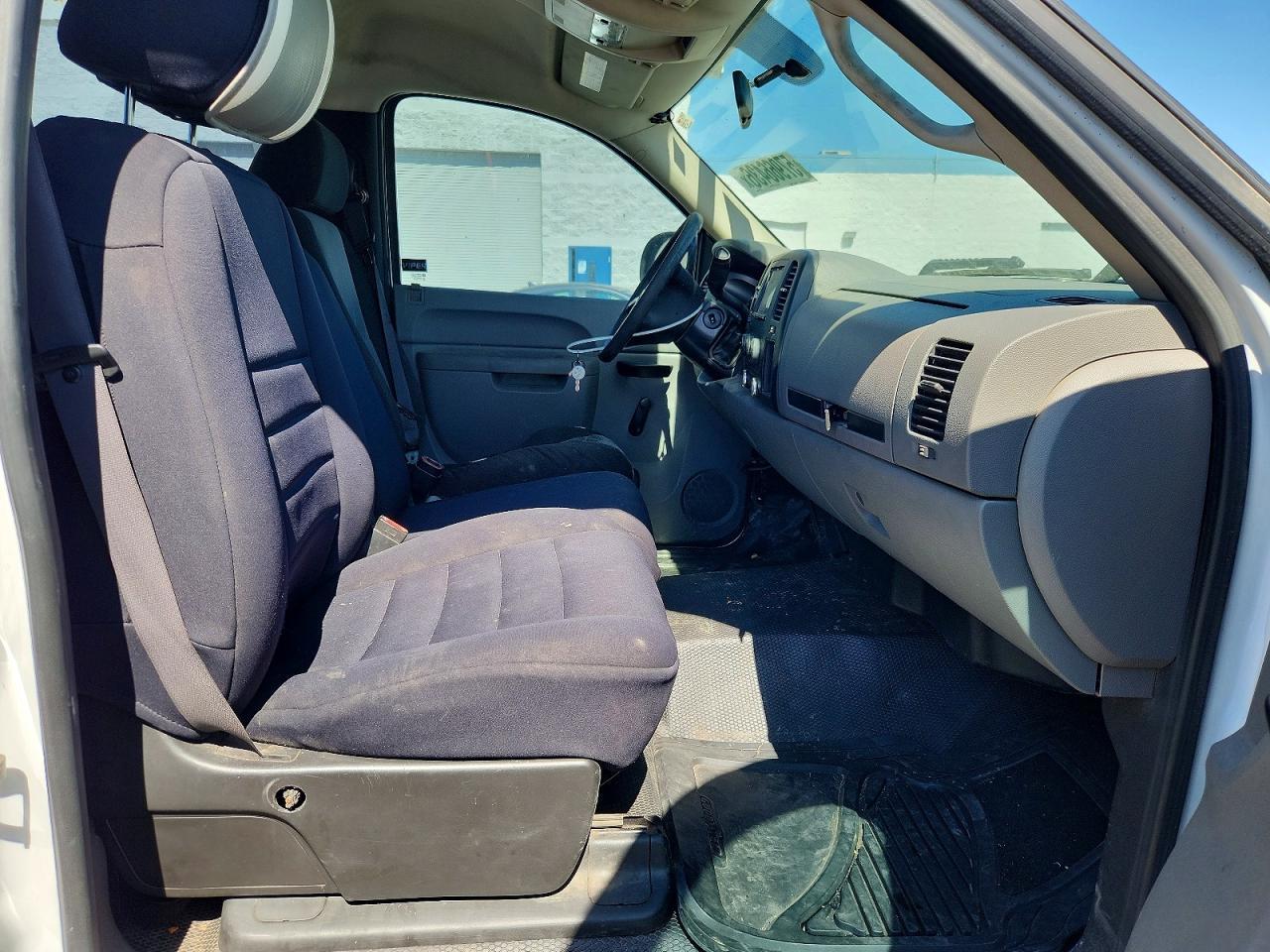 2011 Chevrolet Silverado C2500 Heavy Duty