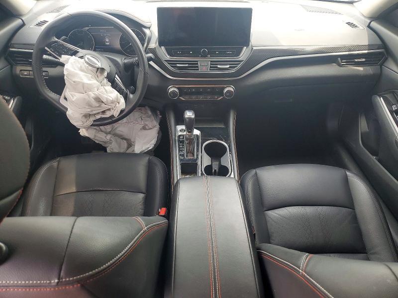 2023 Nissan Altima sr