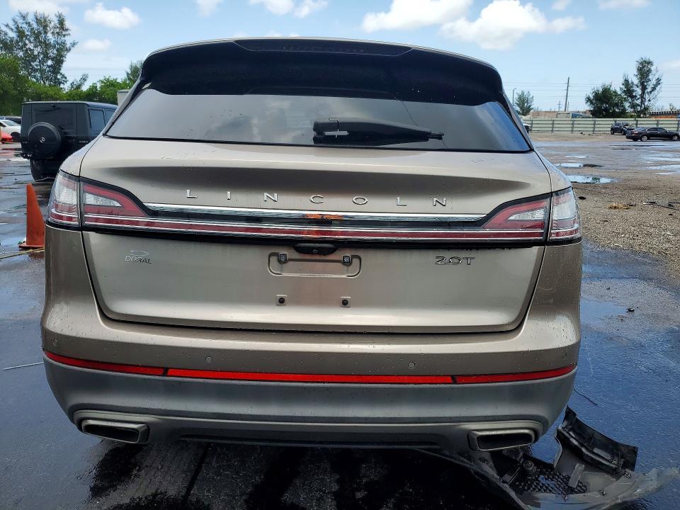 2019 Lincoln Nautilus Reserve