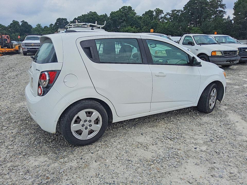 2016 Chevrolet Sonic ls