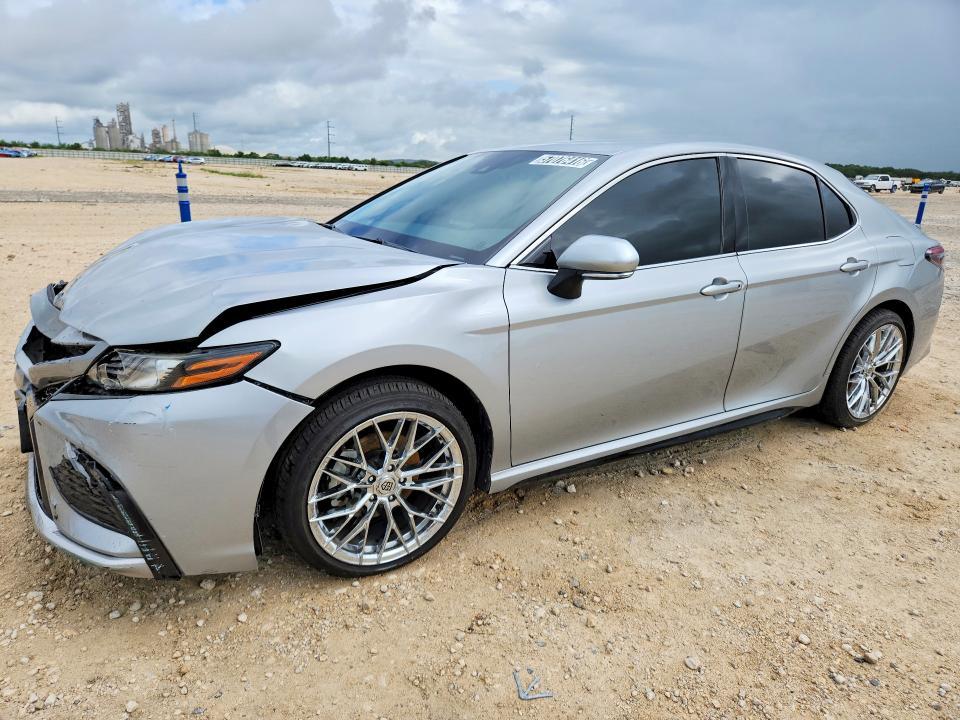 2022 Toyota Camry XSE
