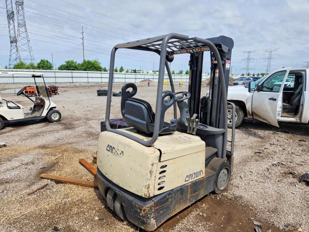 2004 Crown Forklift