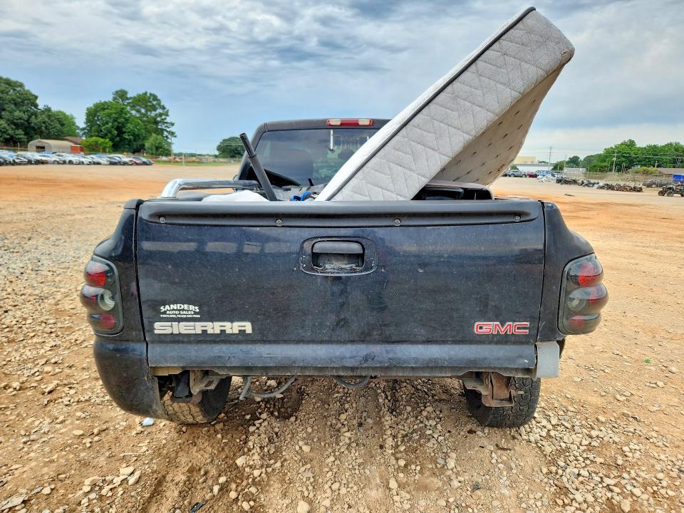 2002 GMC New Sierra C1500