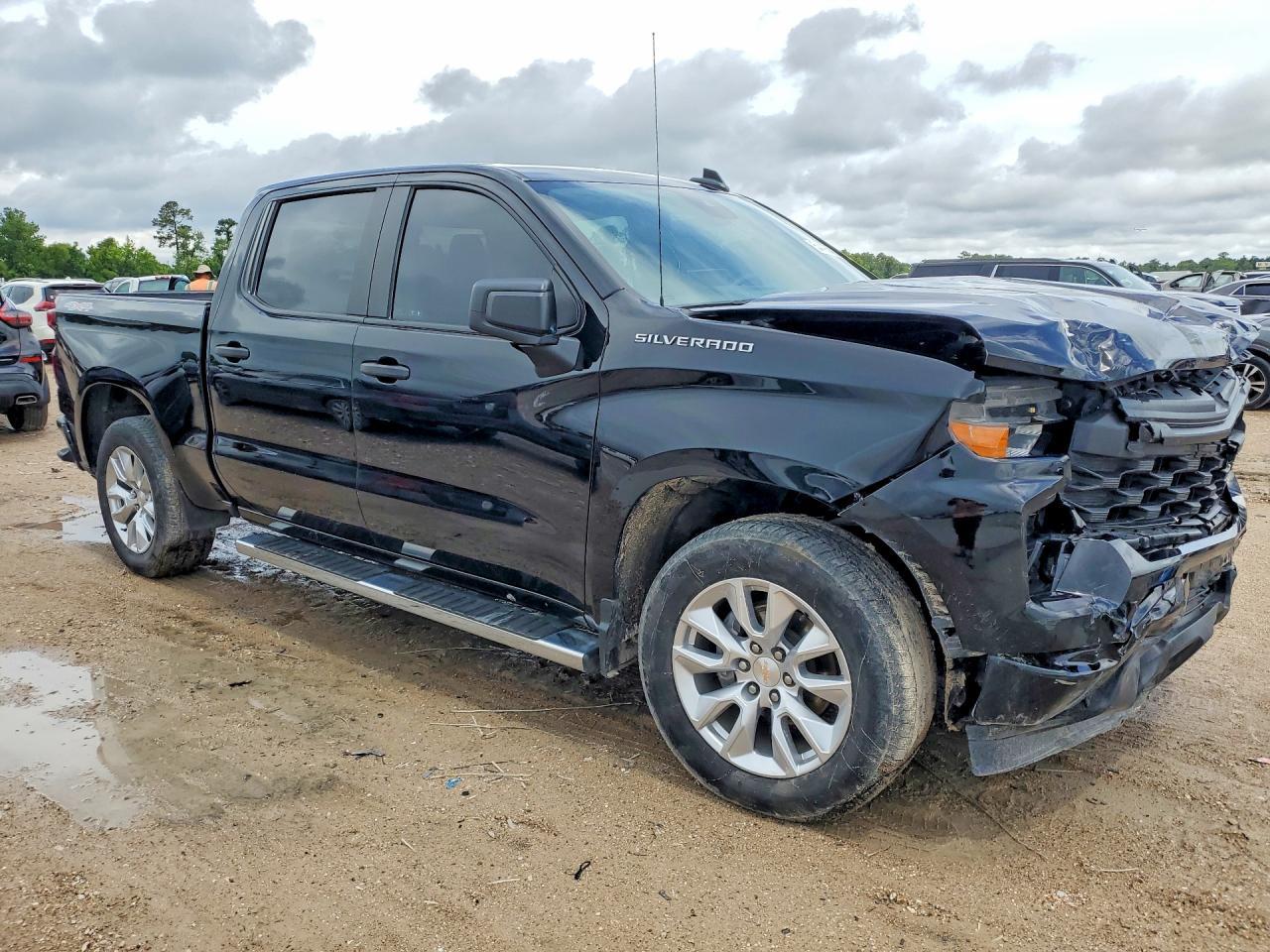 2024 Chevrolet Silverado K1500 Custom
