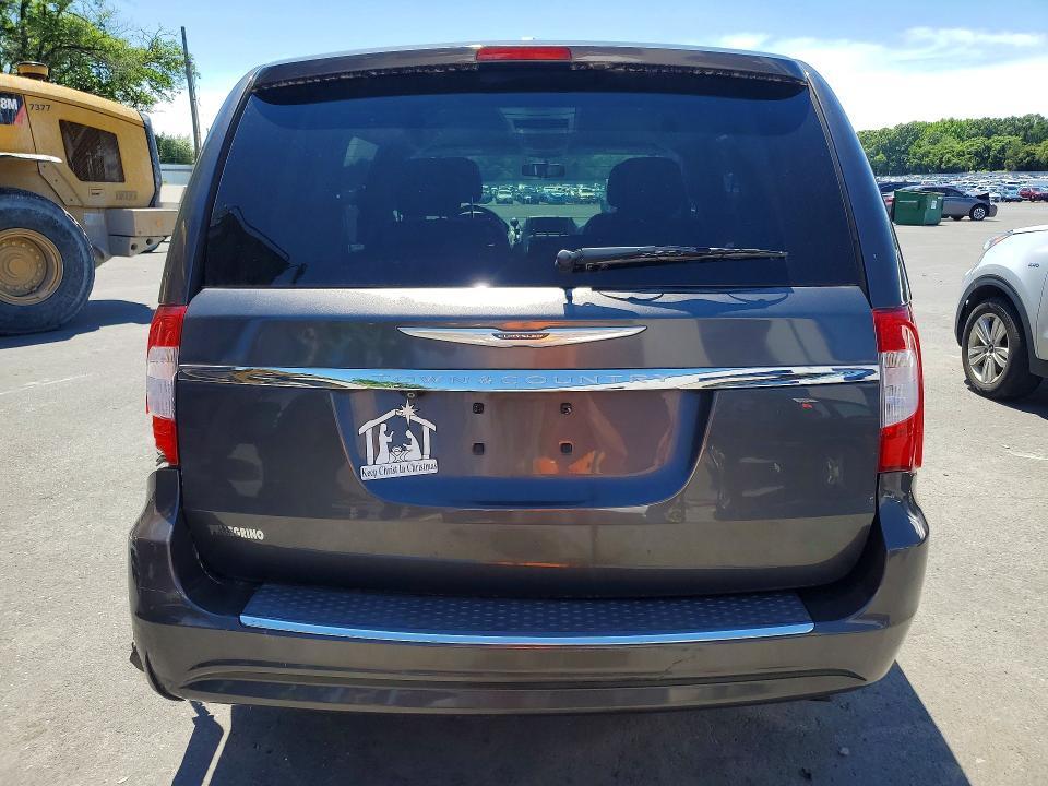 2015 Chrysler Town & Country lx