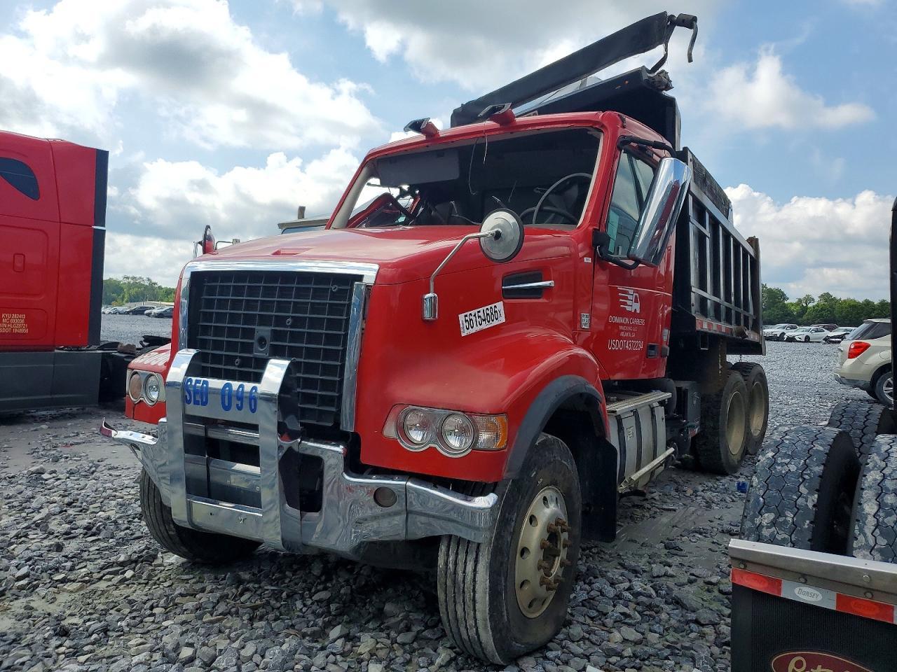 2018 Volvo VHD Dump Truck