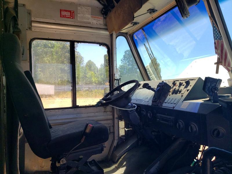 2008 Workhorse Custom Chassis W62 Delivery Truck