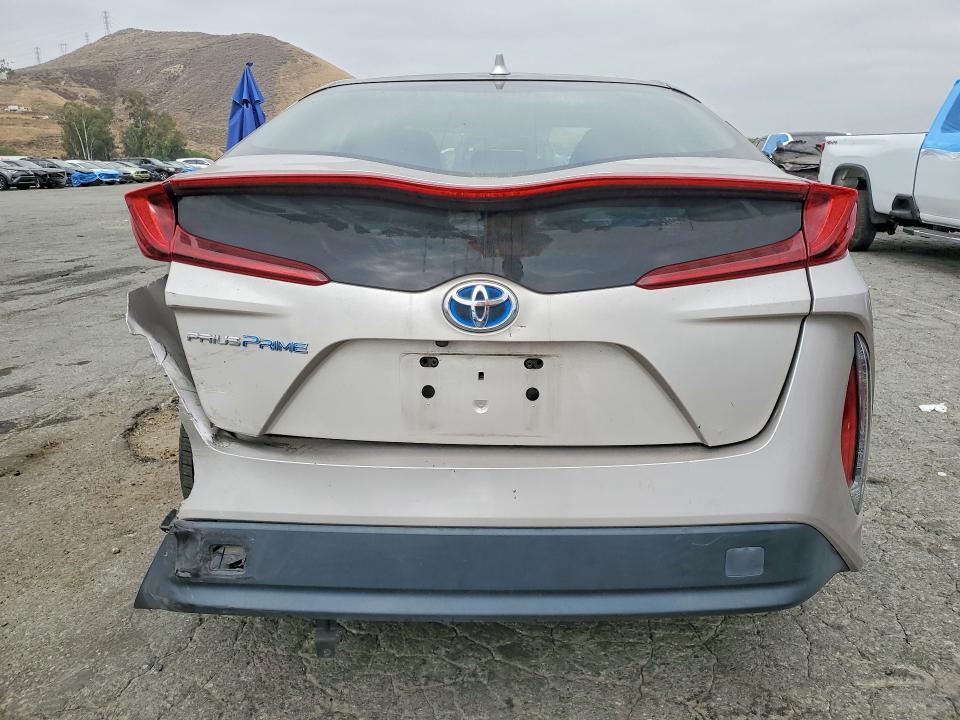 2021 Toyota Prius Prime le