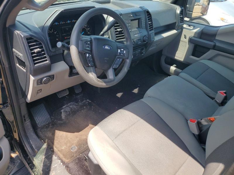 2016 Ford LGT Conventl