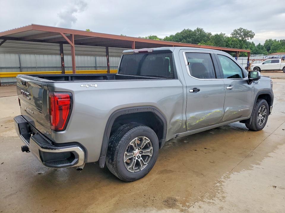 2025 GMC Sierra K1500 SLT