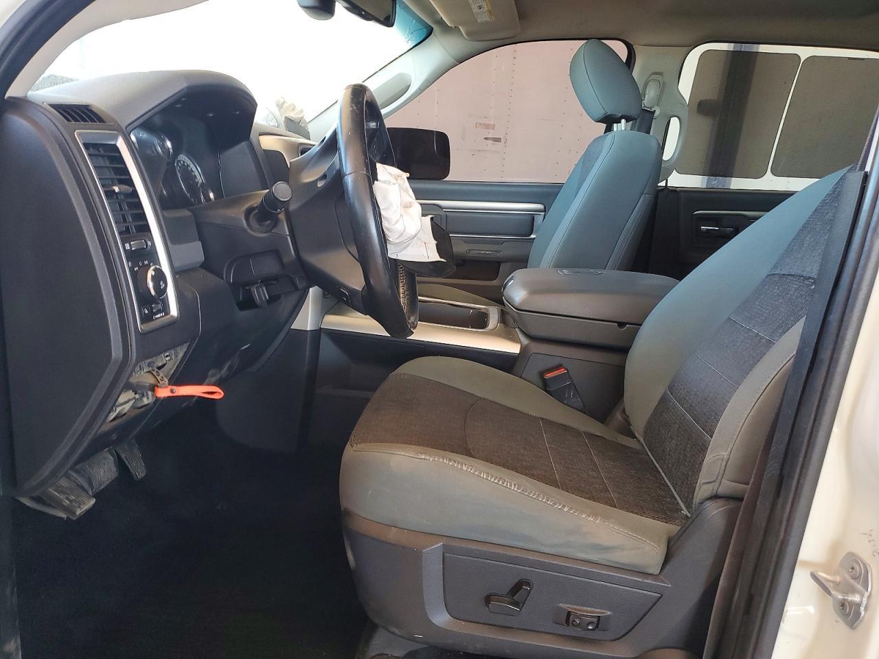 2016 Dodge RAM 1500 SLT