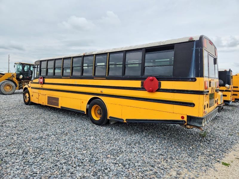 2009 Thomas Saf-t-liner C2-school bus