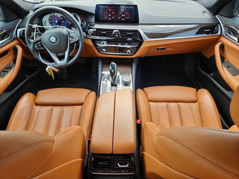 2019 BMW 530 xi