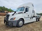 2020 Freightliner Cascadia 126