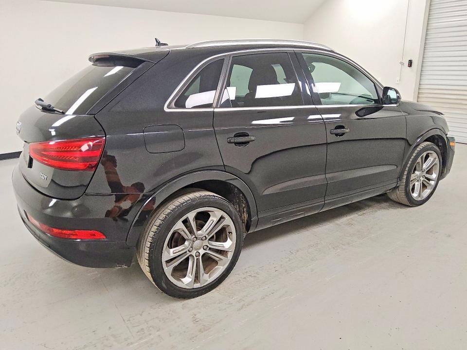 2015 Audi Q3 Prestige