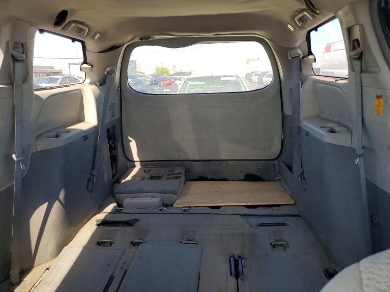 2014 Toyota Sienna le