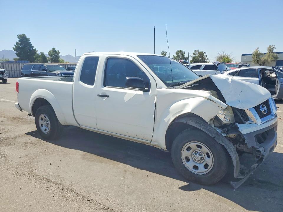 2017 Nissan Frontier s