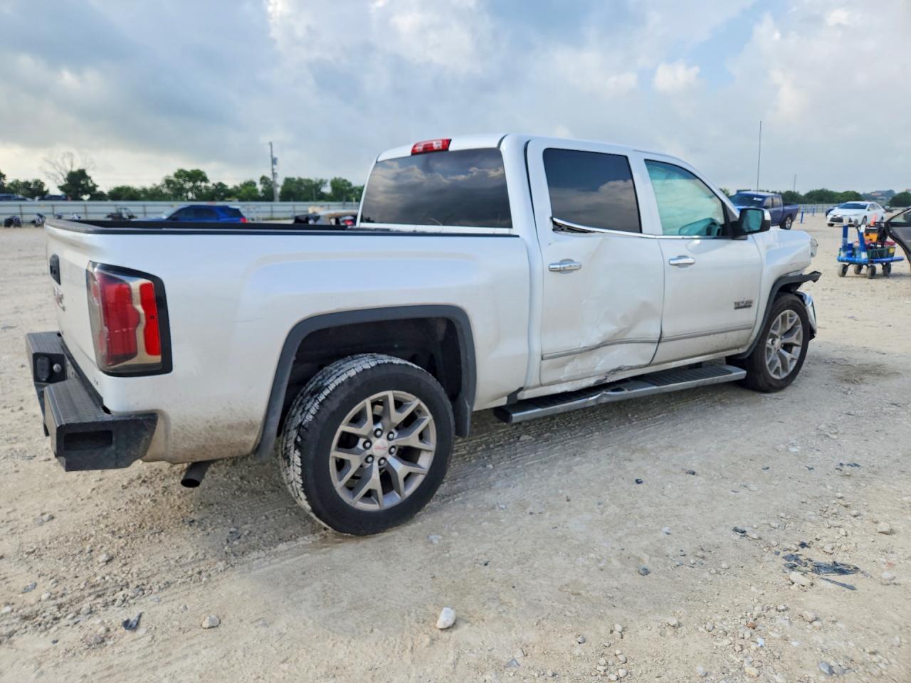 2017 GMC Sierra C1500 SLT