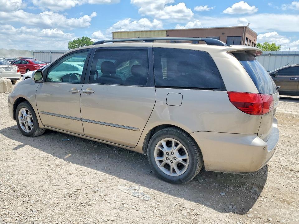 2004 Toyota Sienna xle Limited 7 Passenger