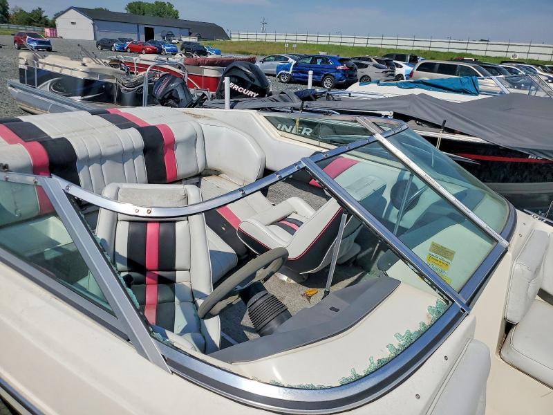 1993 Bluewater Yachts Boat-Boat